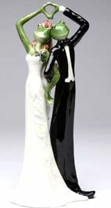 Porcelain Frog Bride & Groom